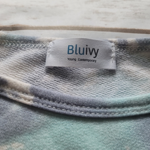 Bluivy tie dye ruffled baby doll shirt - Picture 2 of 3